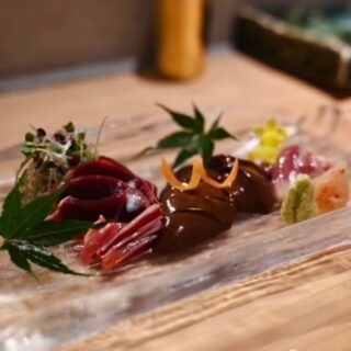 こんにちは 鶏屋おち合です。 秋はいつに…