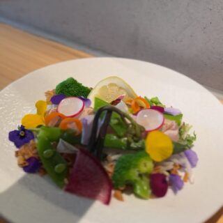 鶏屋おち合です。 季節替わりのご紹介で…